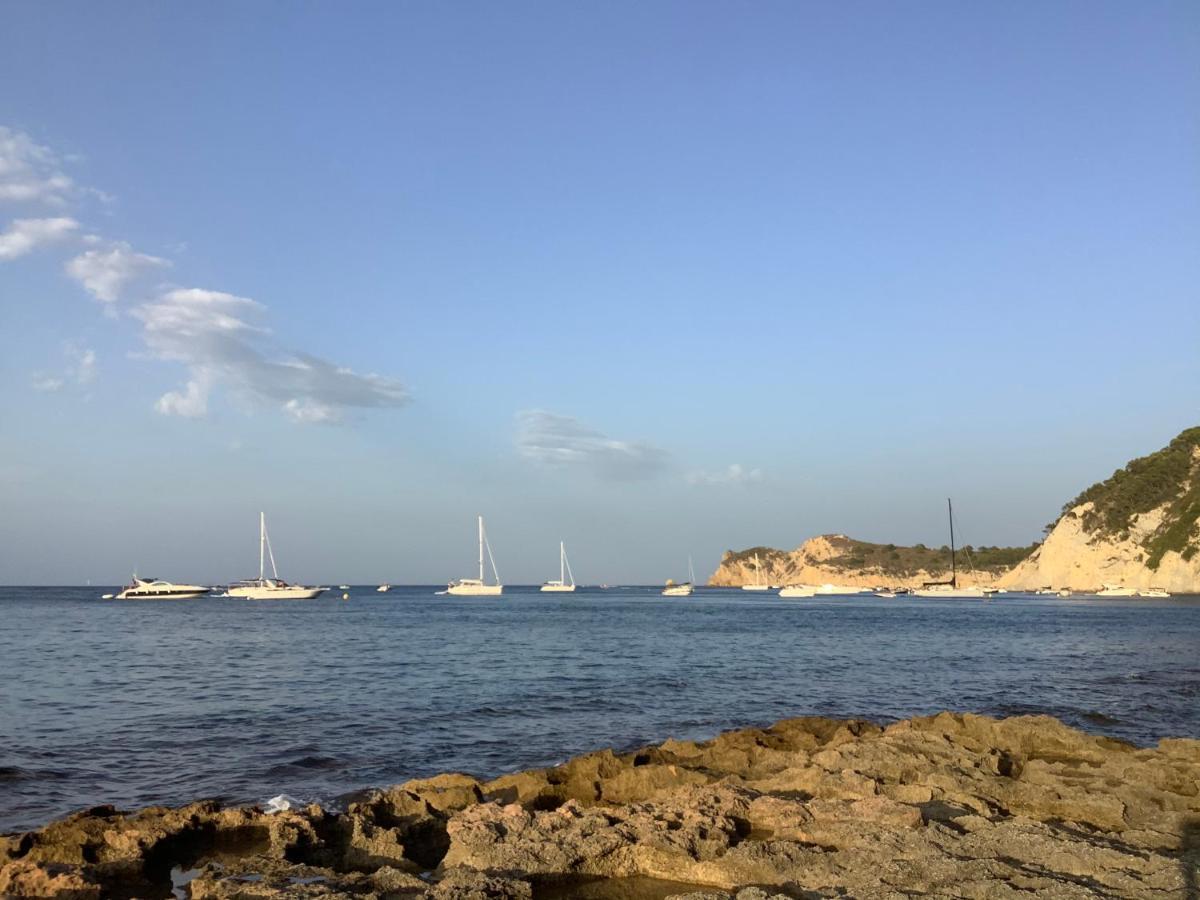 ACOGEDOR Y PRECIOSO ÁTICO EN JAVEA Primera línea playa Bagian luar foto