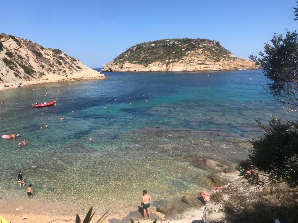 ACOGEDOR Y PRECIOSO ÁTICO EN JAVEA Primera línea playa Bagian luar foto