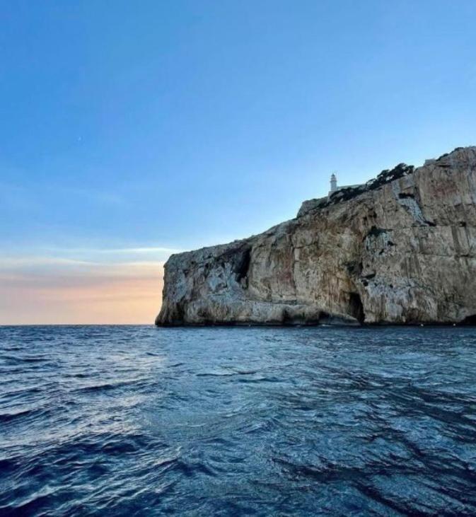 ACOGEDOR Y PRECIOSO ÁTICO EN JAVEA Primera línea playa Bagian luar foto