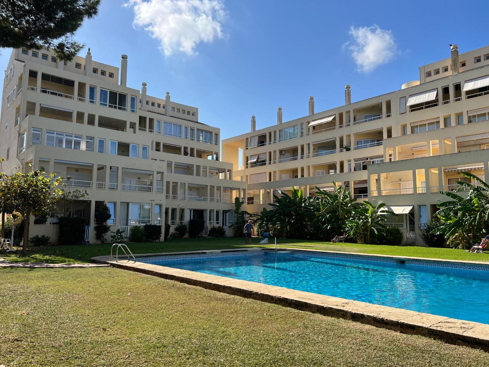 ACOGEDOR Y PRECIOSO ÁTICO EN JAVEA Primera línea playa Bagian luar foto